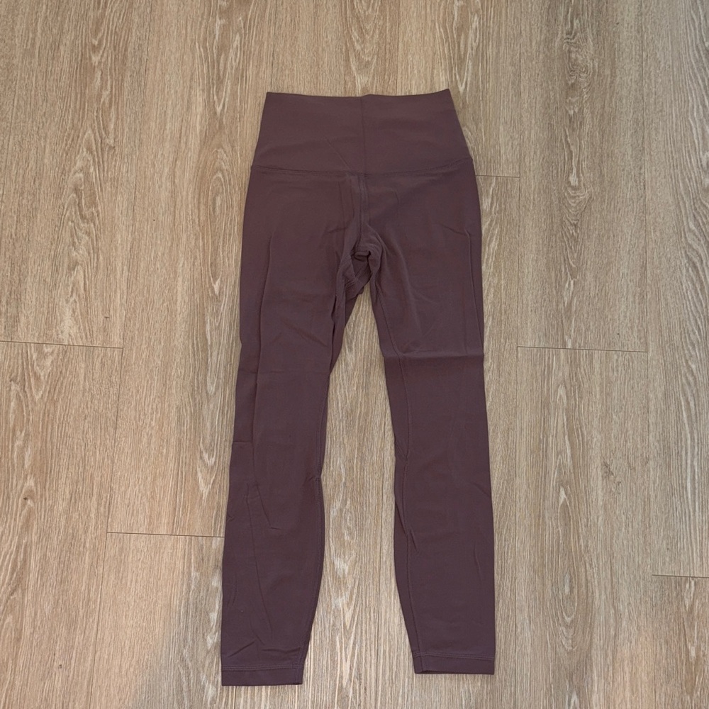 High-Waisted Leggings - Purple